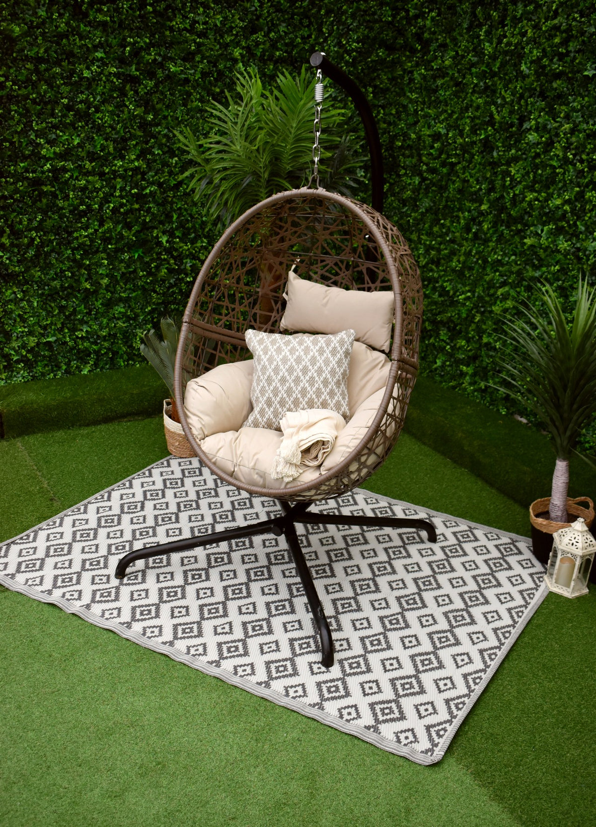 Seville Single Hanging Egg Chair eurogardenandhome